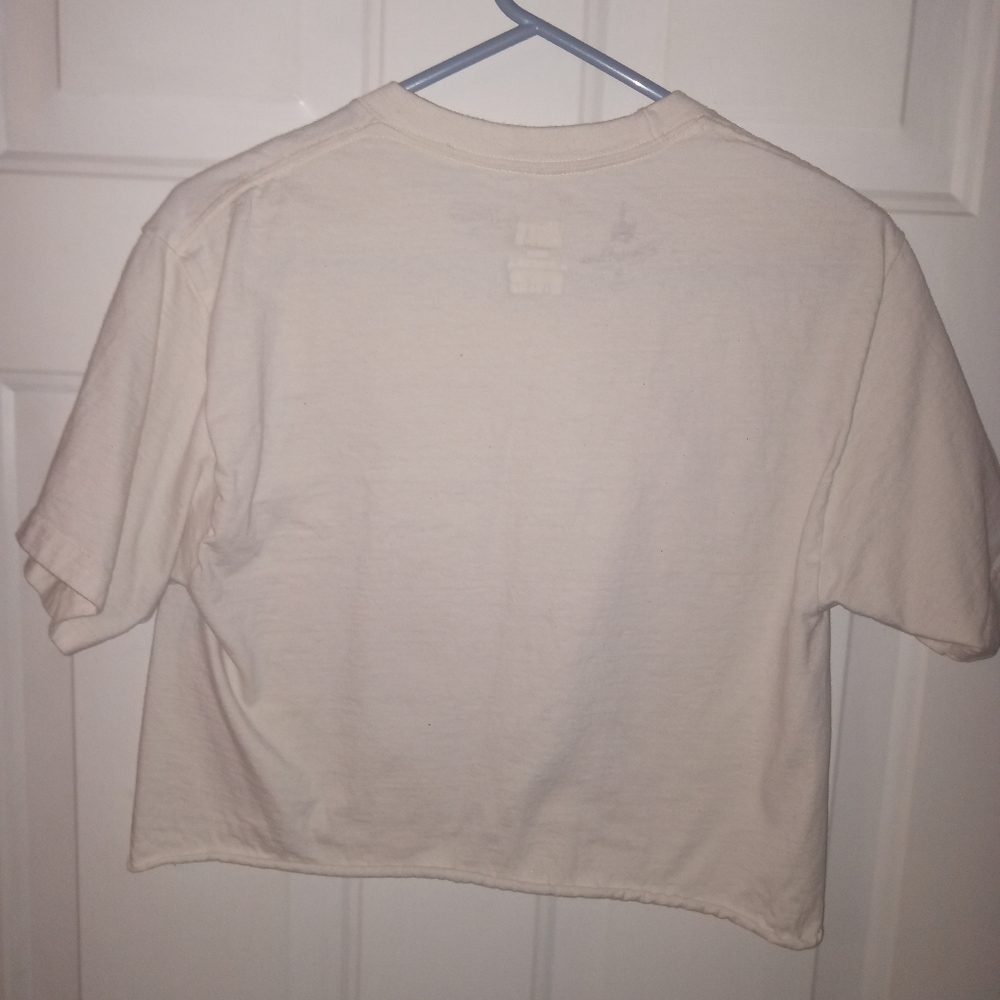 Disney parks Raiders of the Lost Ark Indiana Jones T-Shirt size Medium Crop Top - Picture 4 of 4